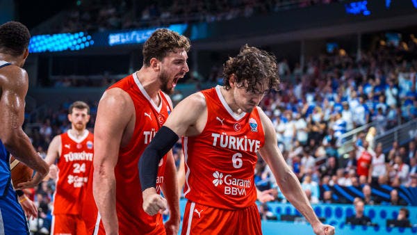 Türkiye ends 24-year drought, destroys Greece to arrange EuroBasket Finals with Germany 